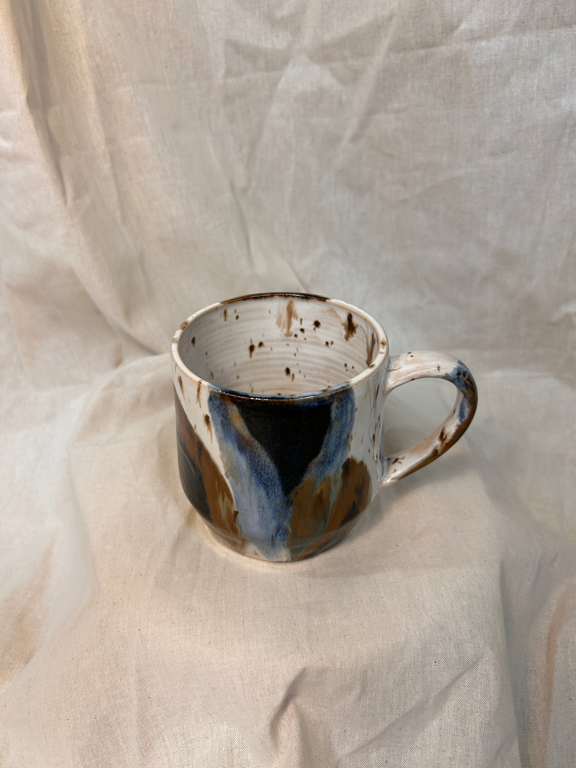 Abstract horizon mug - Design Junction