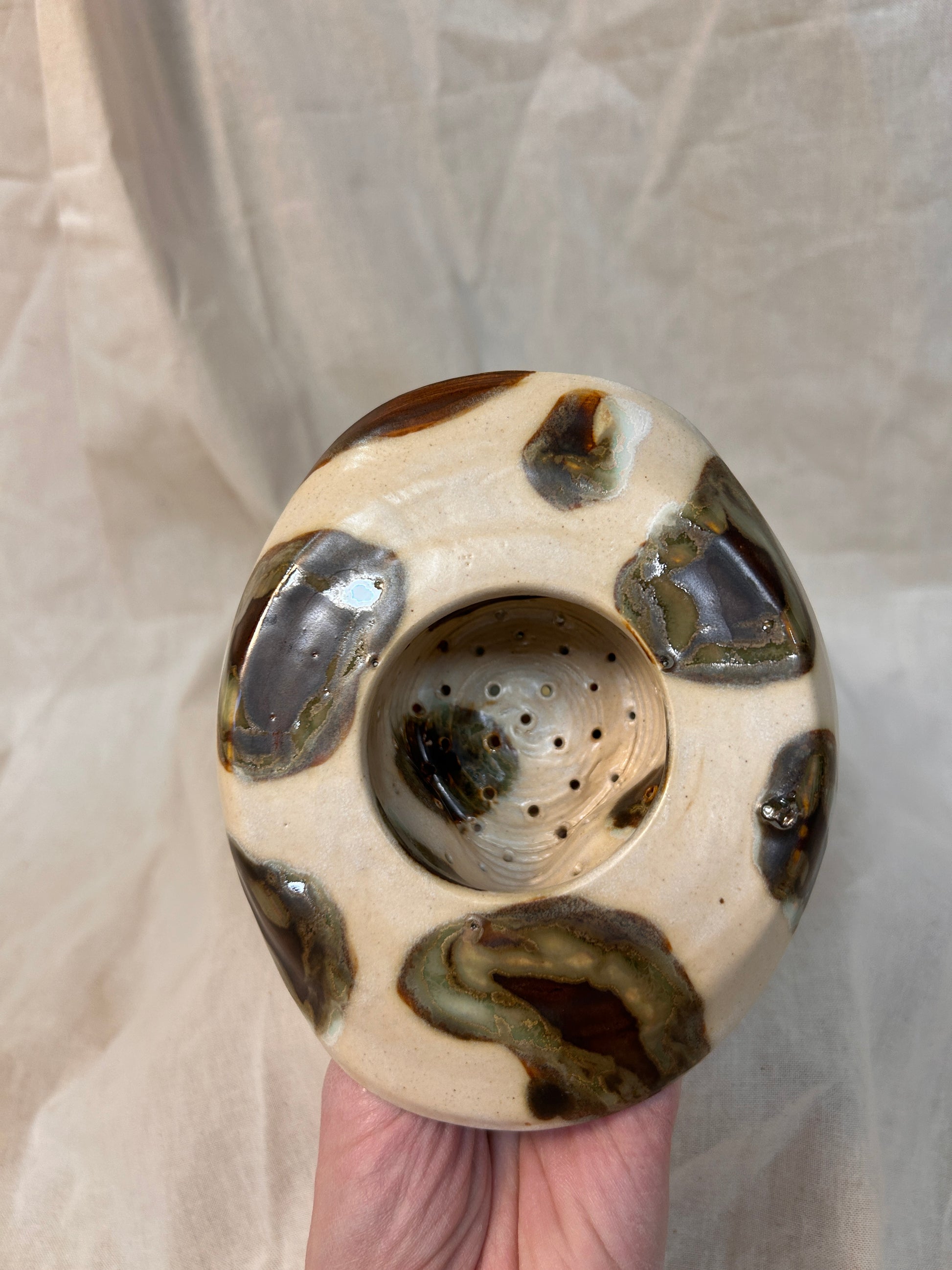 Cowboy hat tea strainer - Design Junction