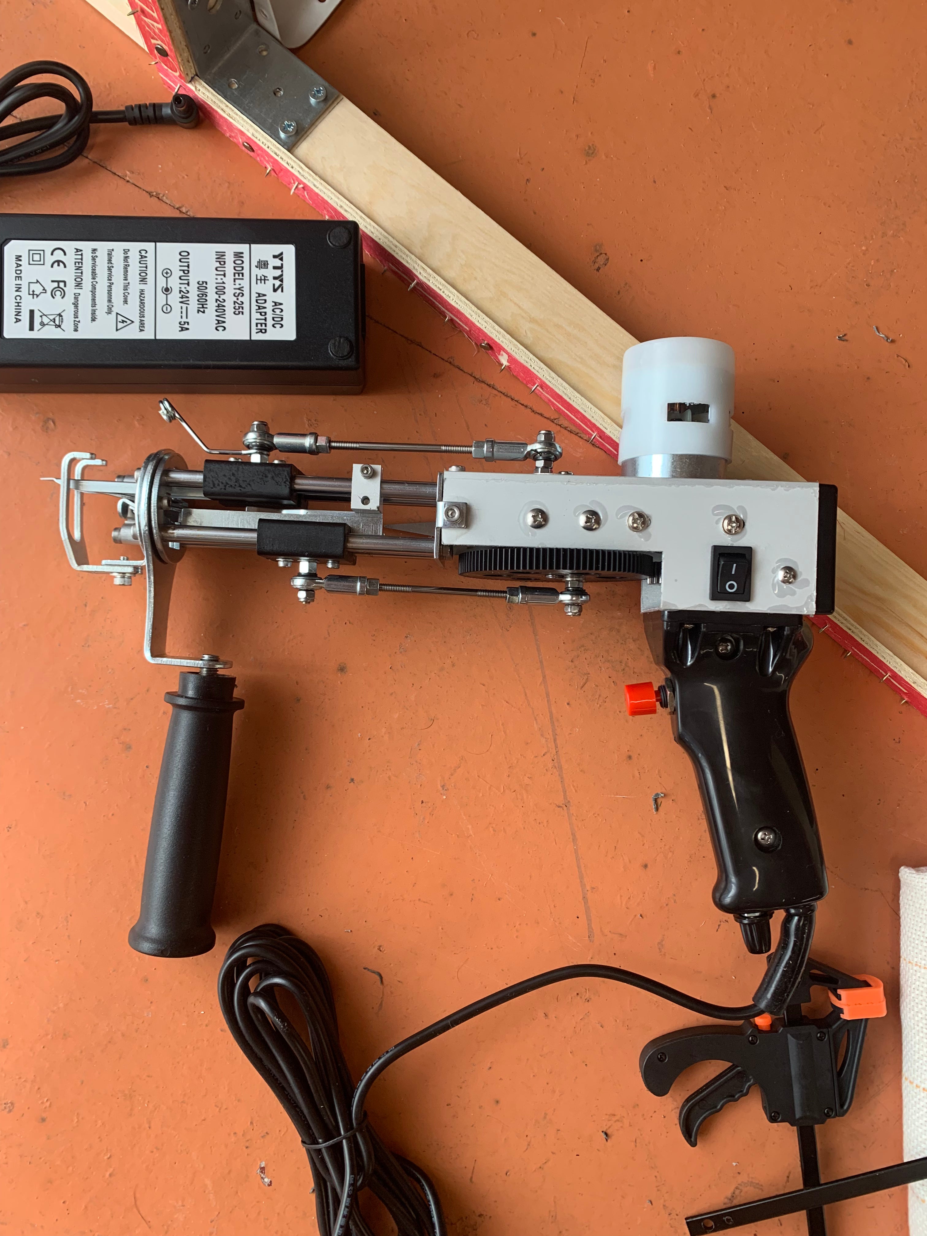 Tufting Gun Starter Kit Including: Tufting Machine AK, Clamps, Fabric & Yarn - Design Junction